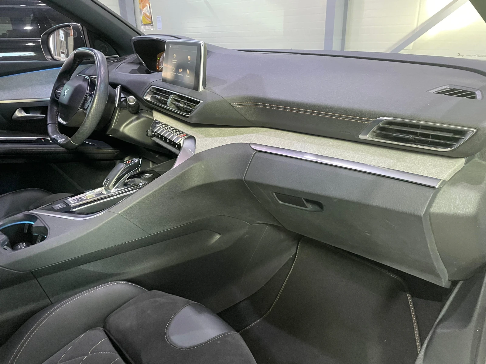 Peugeot 3008 2.0 BlueHDi ! GT Line !, снимка 13 - Автомобили и джипове - 54146940