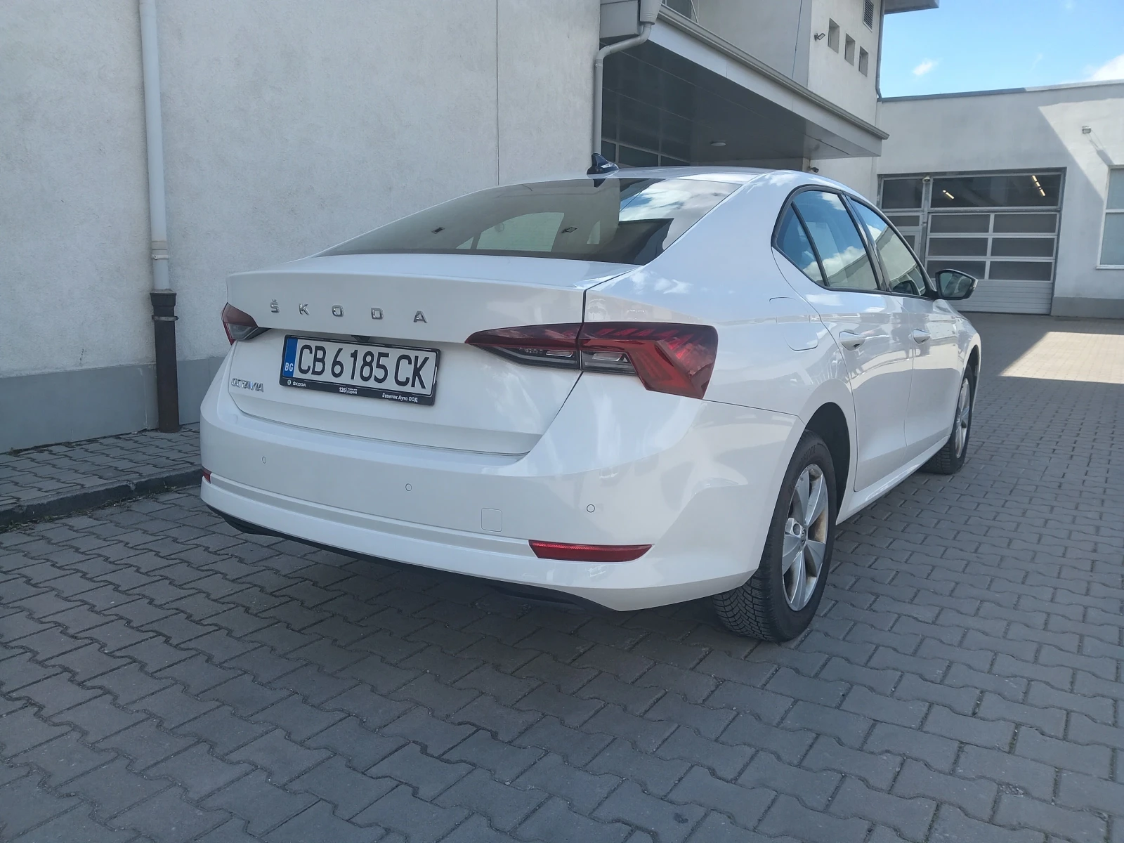Skoda Octavia 2.0TDI , снимка 3 - Автомобили и джипове - 54159860