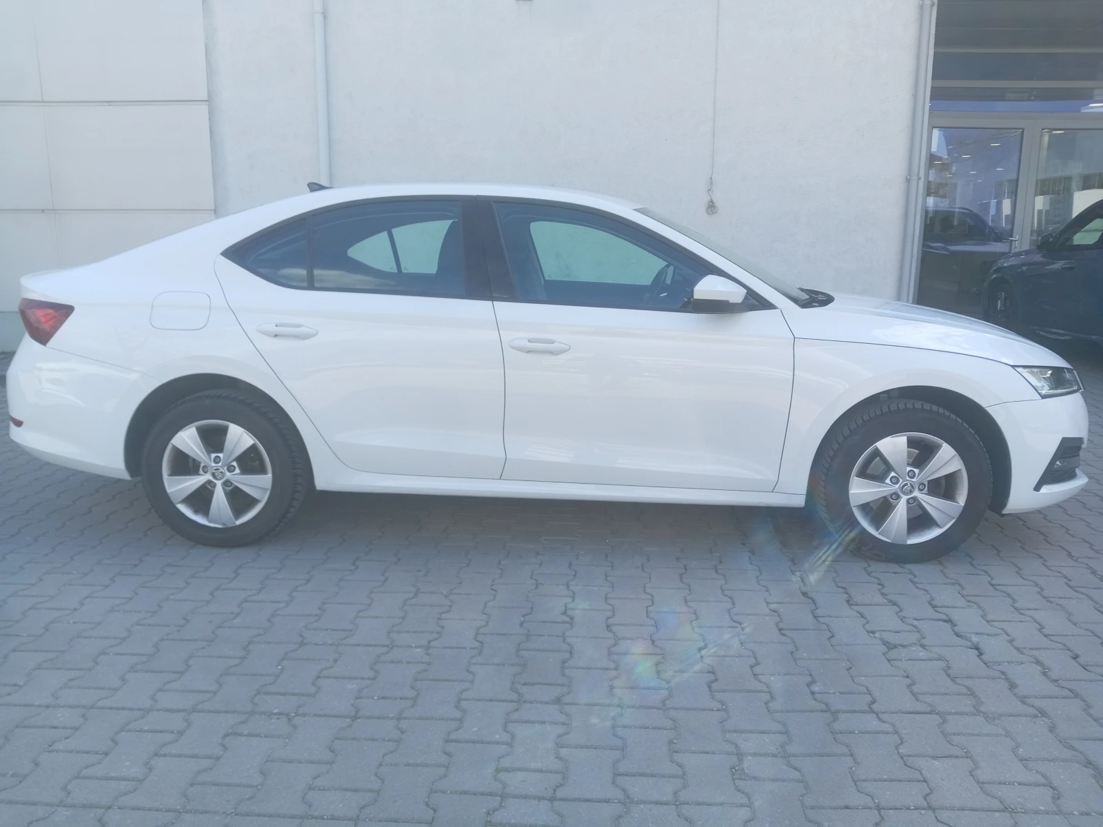 Skoda Octavia 2.0TDI , снимка 6 - Автомобили и джипове - 54159860