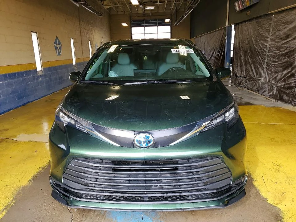 Toyota Sienna 2.5L 4 ALL WHEEL DRIVE | Mobile.bg � ����������� 5