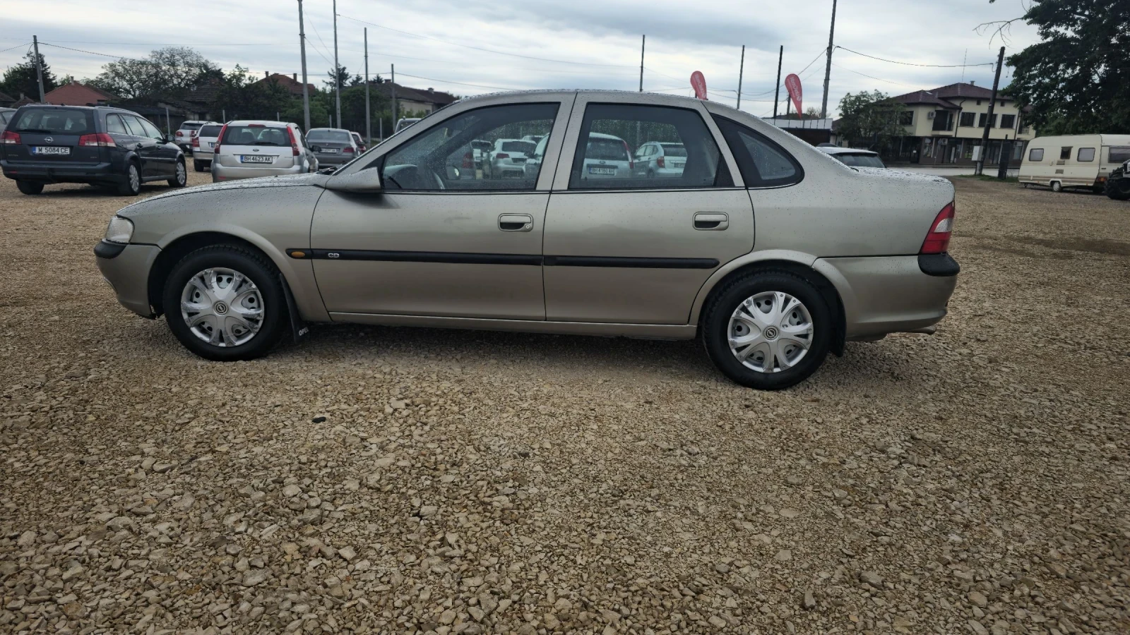 Opel Vectra 2.0 DI 16V, снимка 4 - Автомобили и джипове - 54371759