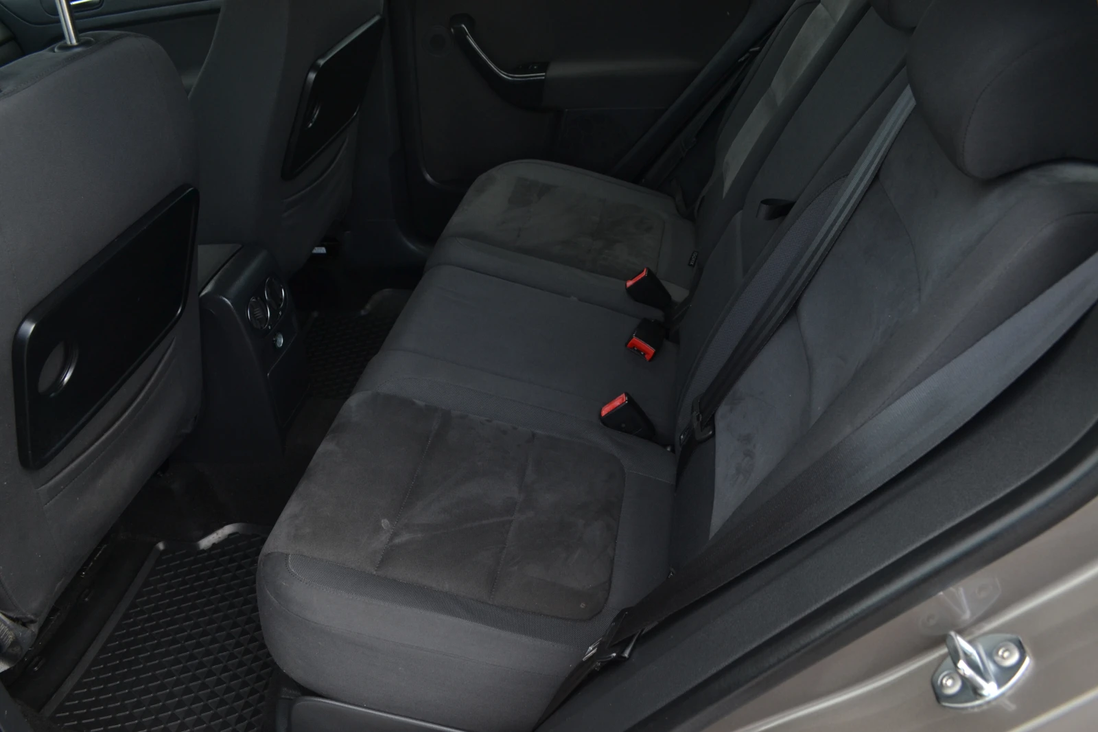 VW Golf Plus 1.6-GAZ, снимка 8 - Автомобили и джипове - 54752267