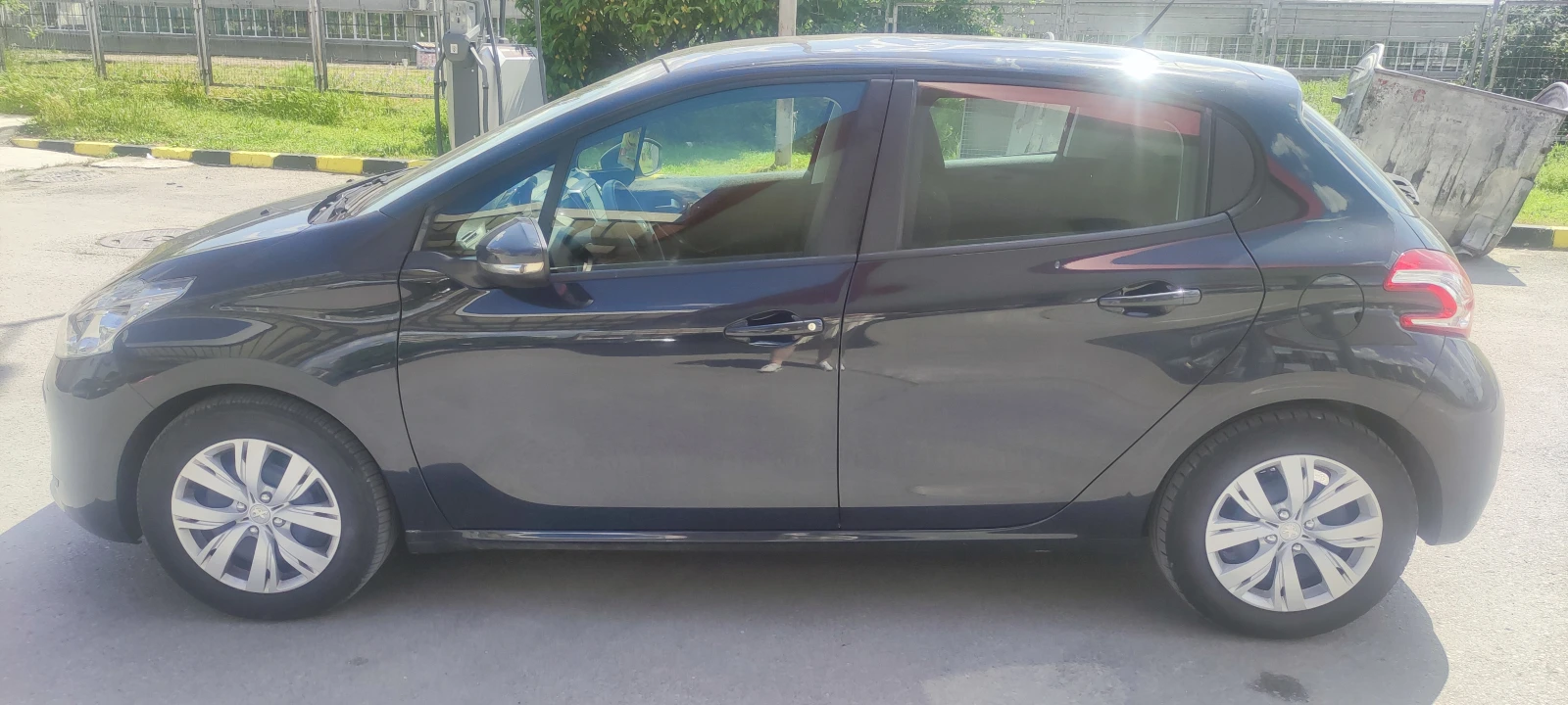Peugeot 208 1.0i-PURETECH