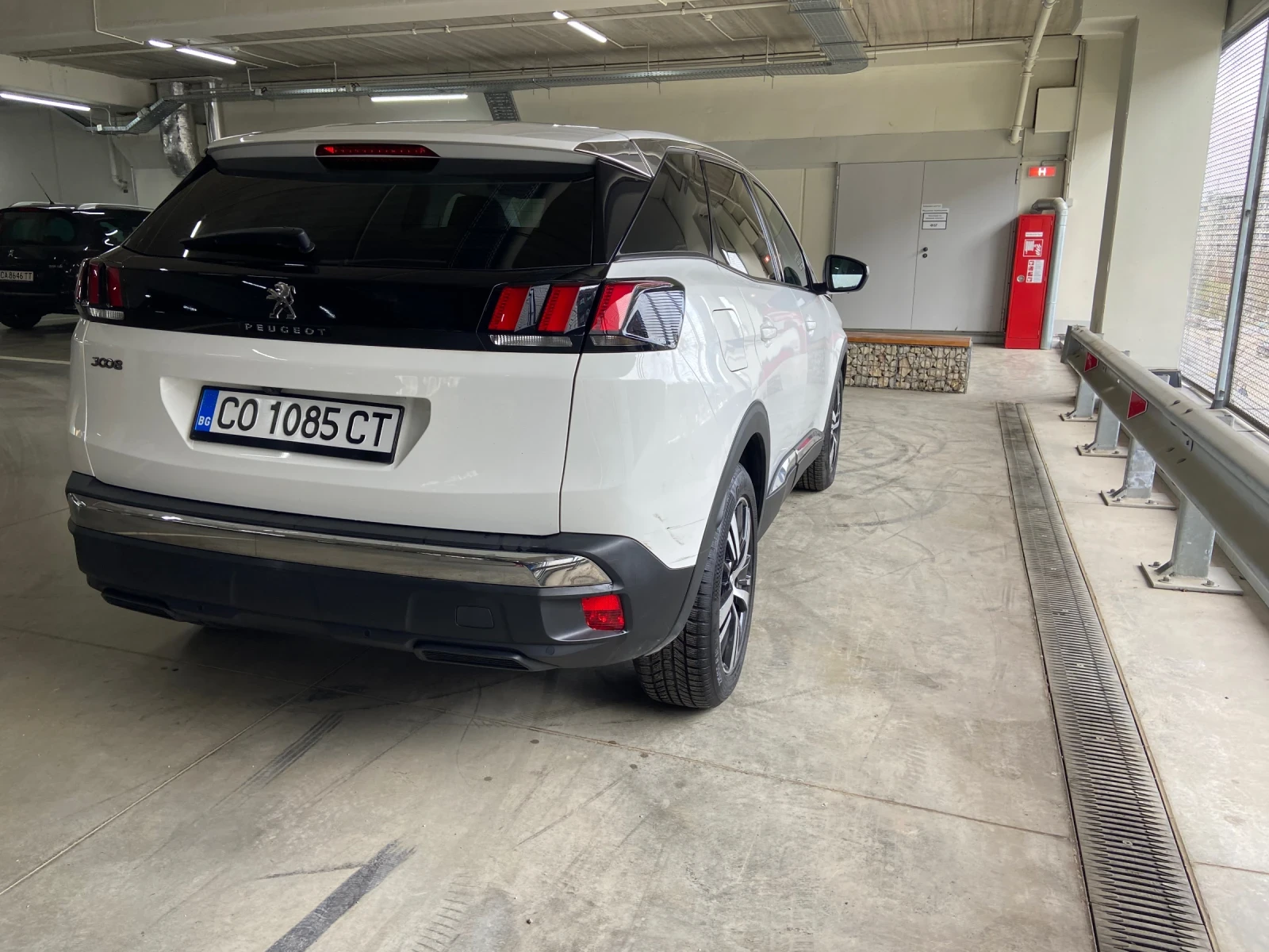 Peugeot 3008, снимка 4 - Автомобили и джипове - 55095592