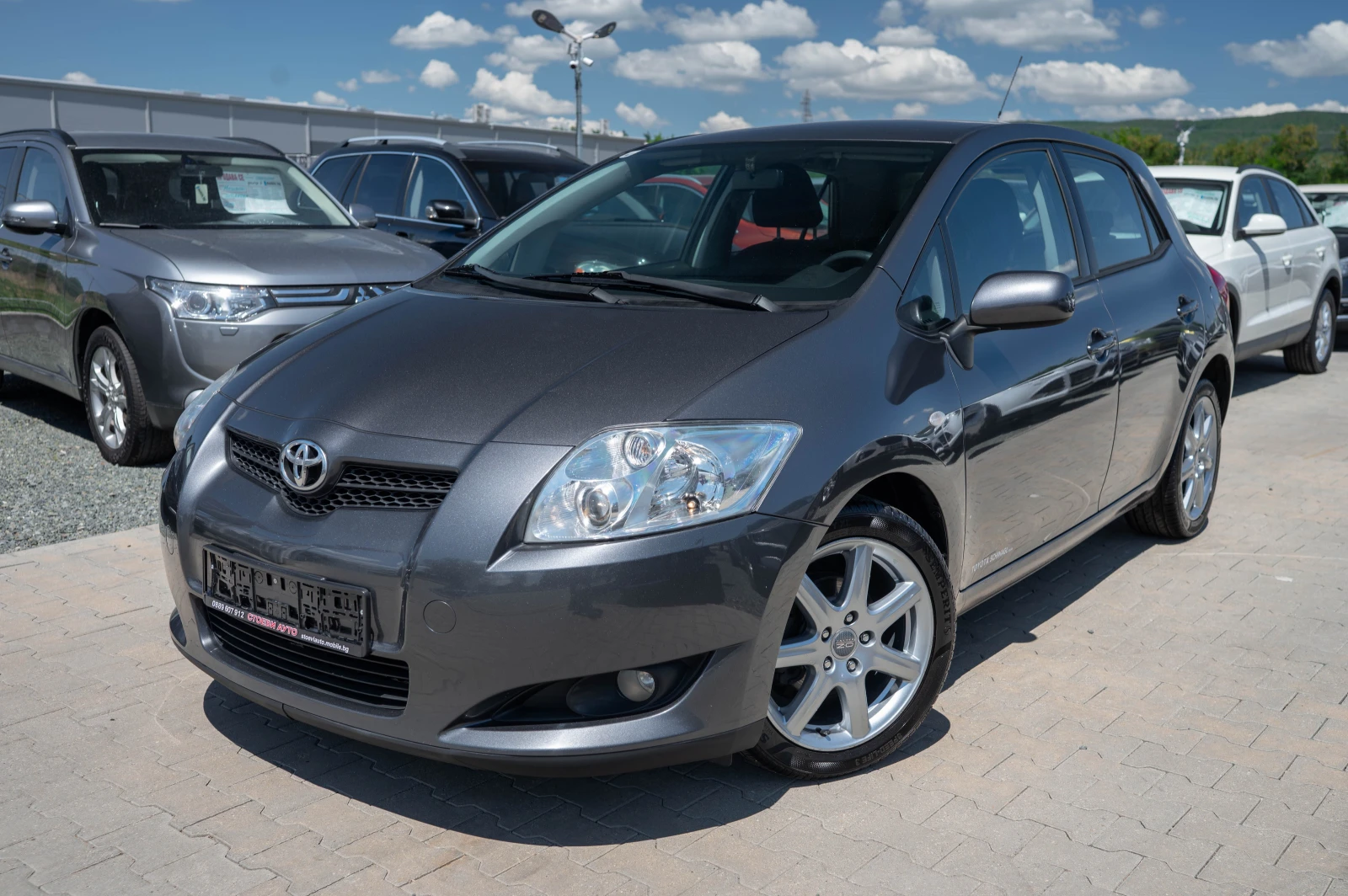 Toyota Auris 1.4* D-4D* 90кс* 
