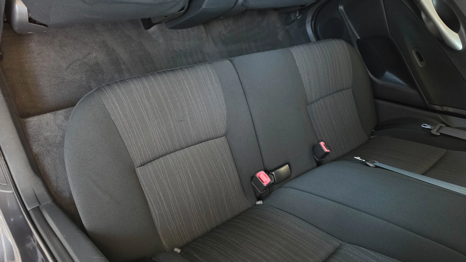 Toyota Auris 1.4* D-4D* 90кс* , снимка 11 - Автомобили и джипове - 55281167