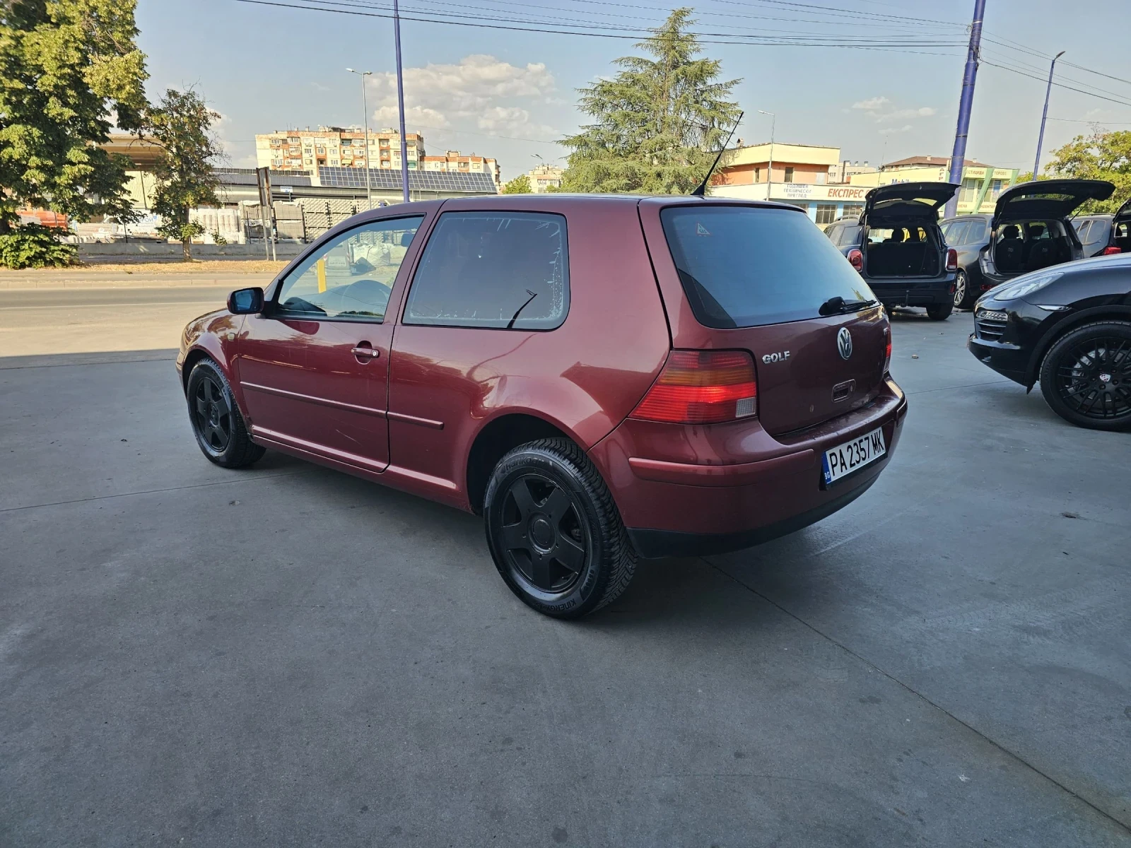 VW Golf Газ-климатроник, снимка 5 - Автомобили и джипове - 55644468
