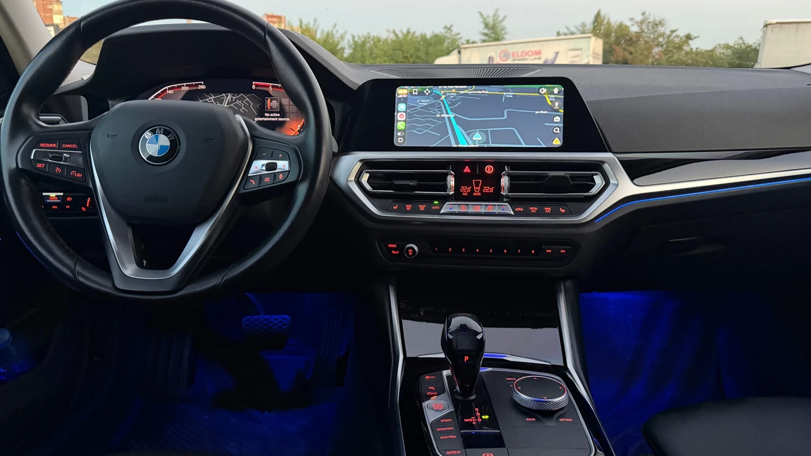 BMW 320 xDrive 20d, снимка 11 - Автомобили и джипове - 55892348
