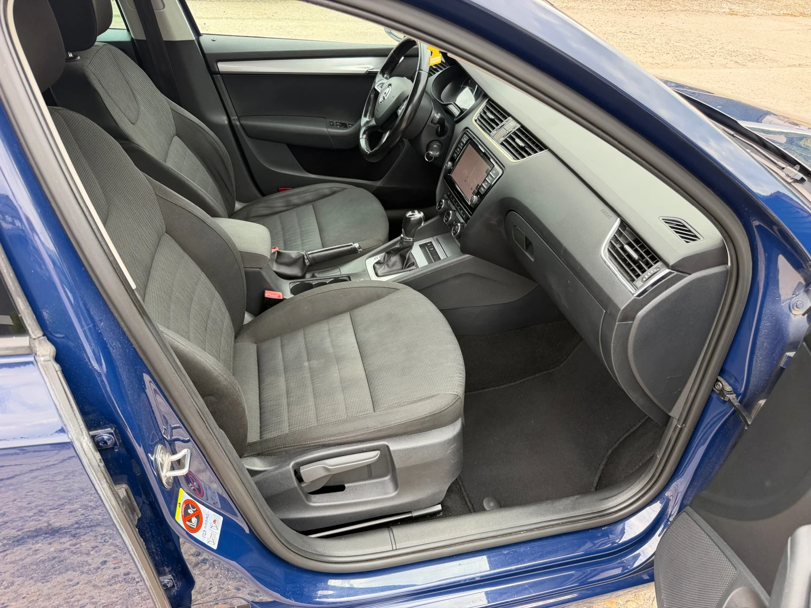 Skoda Octavia 1.8i / 4x4 / Автоматик, снимка 8 - Автомобили и джипове - 56165841