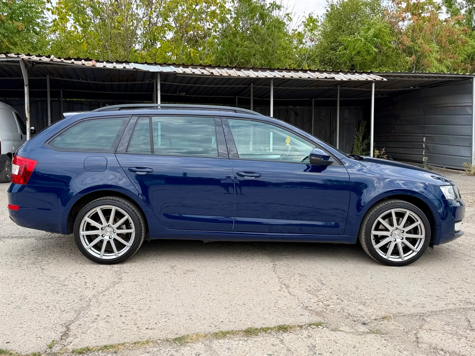 Skoda Octavia 1.8i / 4x4 / Автоматик, снимка 4 - Автомобили и джипове - 56165841