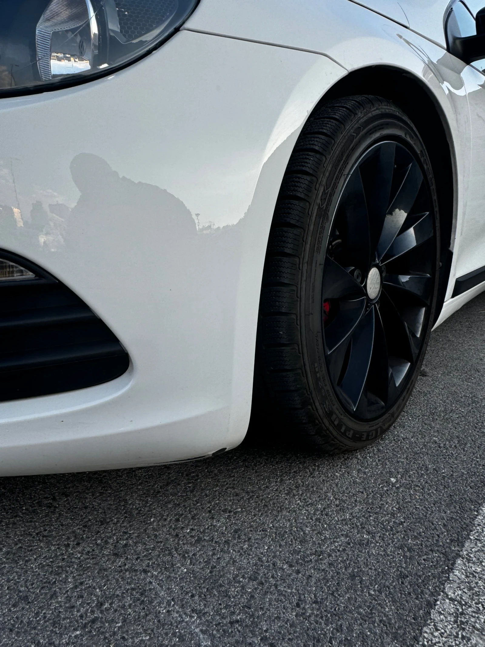VW Scirocco 2.0T Швейцария , снимка 5 - Автомобили и джипове - 56259094