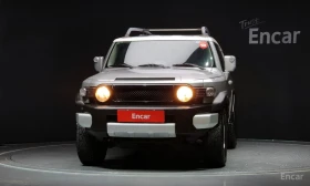 Toyota Fj cruiser 4WD V6* КАМЕРА* ПОДГРЕВ* BLUETOOTH, снимка 3