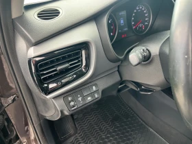 Kia Stonic 1.25i Edition77000км, снимка 6