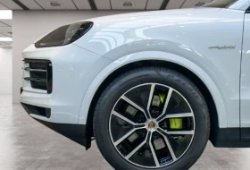 Обява за продажба на Porsche Cayenne E-Hybrid Coupe = Active Suspension = Гаранция ~ 212 808 лв. - изображение 3