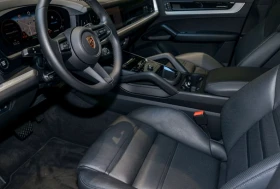 Обява за продажба на Porsche Cayenne E-Hybrid Coupe = Active Suspension = Гаранция ~ 212 808 лв. - изображение 5