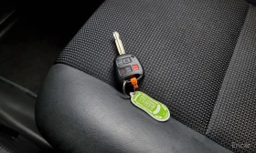 Toyota Fj cruiser 4WD V6* КАМЕРА* ПОДГРЕВ* BLUETOOTH - 18500 € / 36182.85 лв. - 76149776 16