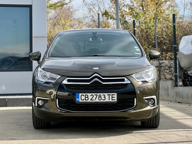 Citroen DS 4 Crossback 2.0D-163HP / ПОДГРЕВ / NAVI / ОБСЛУЖЕН / КАСКО , снимка 2 - Автомобили и джипове - 52245592