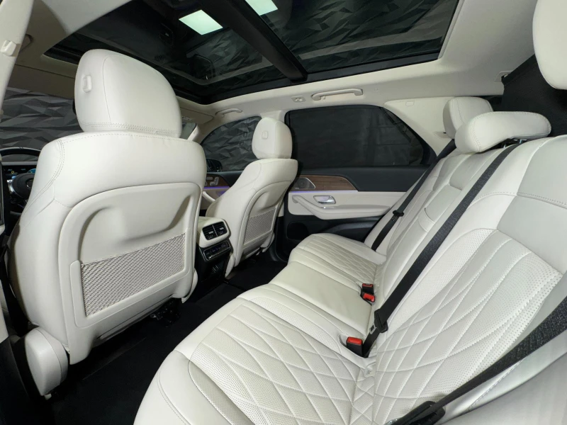 Mercedes-Benz GLE 53 4MATIC SUV* 360* Lift* Обдухване* Pano, снимка 8 - Автомобили и джипове - 53148320