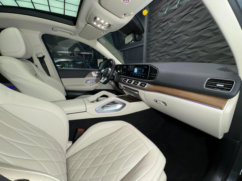 Mercedes-Benz GLE 53 4MATIC SUV* 360* Lift* Обдухване* Pano, снимка 10 - Автомобили и джипове - 53148320