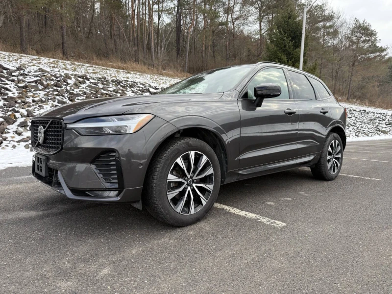 Volvo XC60 B5 Plus Dark Theme