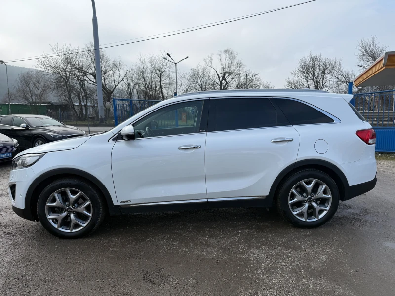 Kia Sorento 2.2CRDI-Rebel-4X4-автоматик-360 камера-кожа, снимка 3 - Автомобили и джипове - 53389493