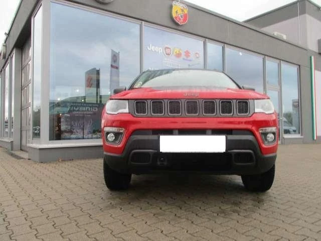 Jeep Compass 2.0 MJ Trailhawk  - изображение 2