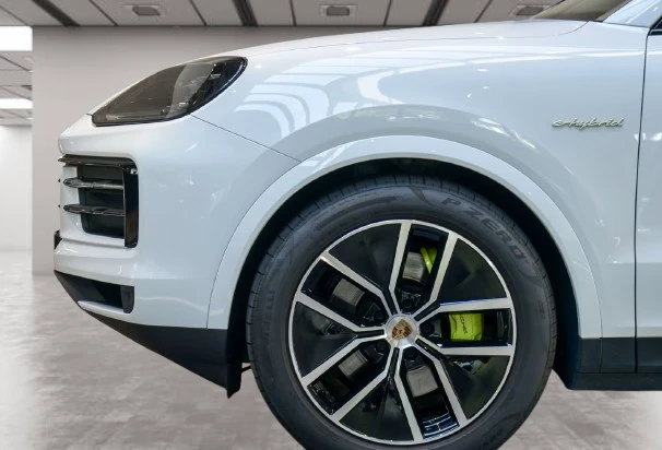 Porsche Cayenne E-Hybrid Coupe = Active Suspension = Гаранция - изображение 4