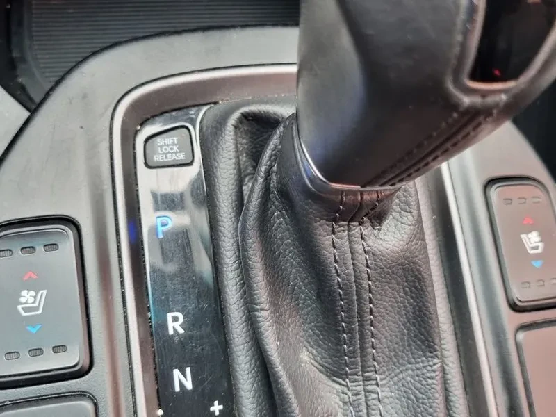 Hyundai Santa fe 2.0, снимка 17 - Автомобили и джипове - 54872252