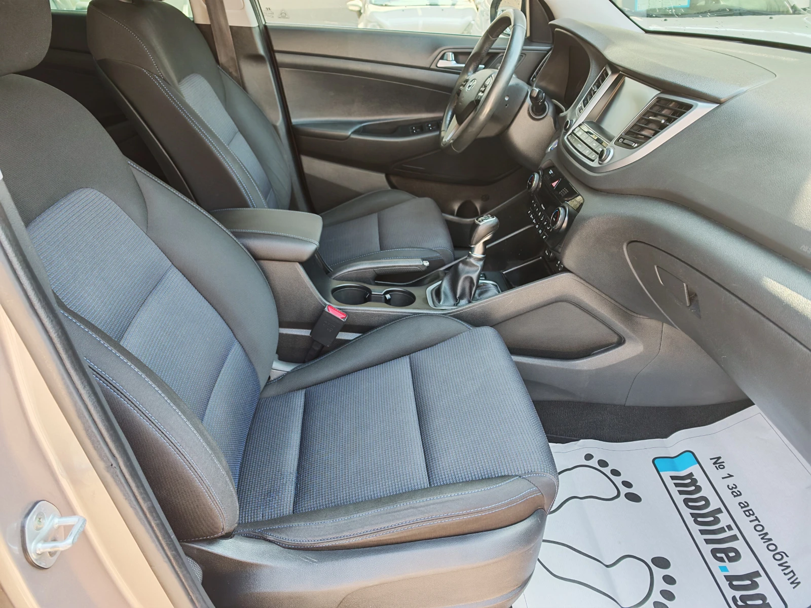Hyundai Tucson 1.7CRDI-NAVI-Камера - изображение 9