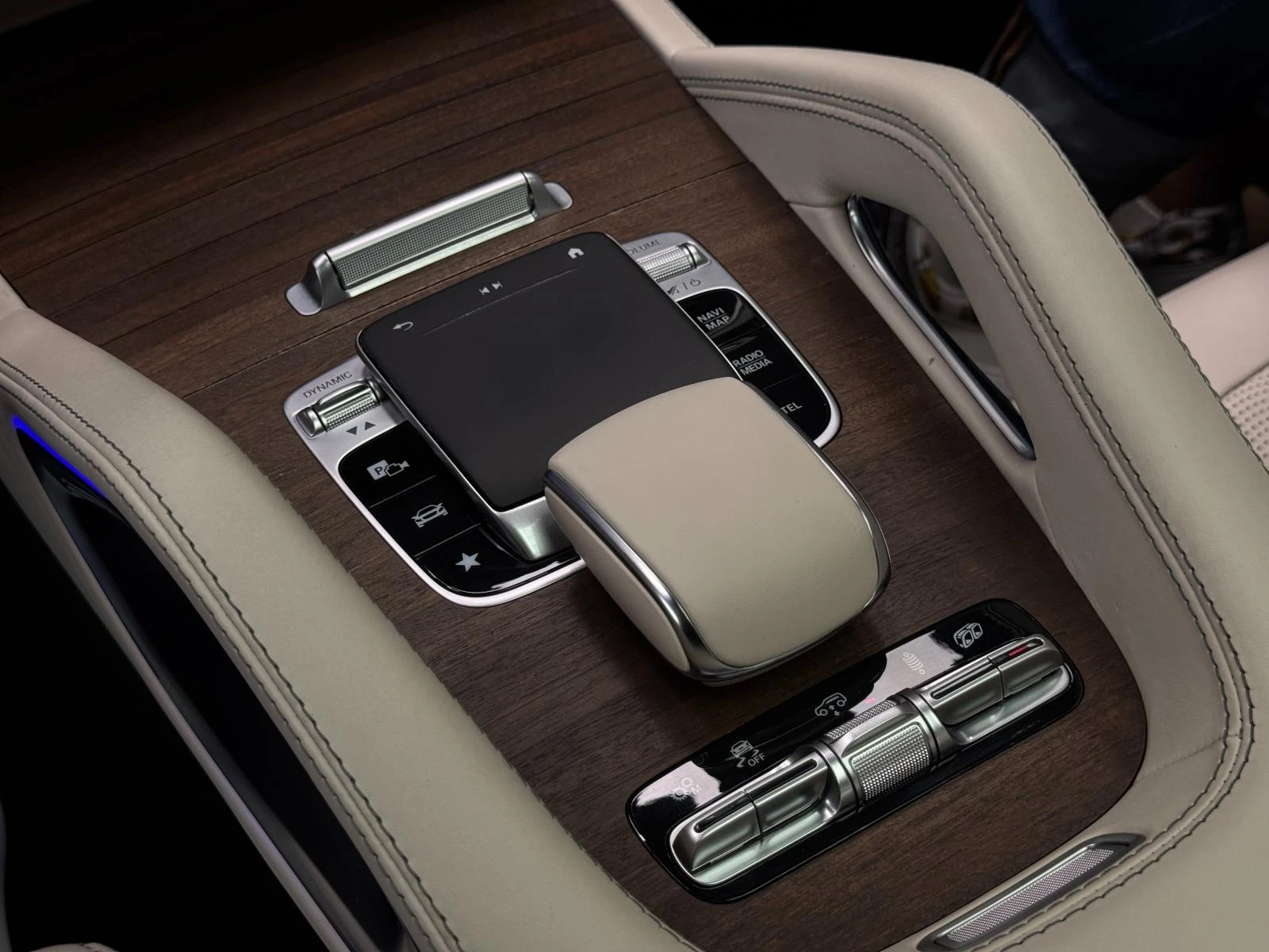 Mercedes-Benz GLE 53 4MATIC SUV* 360* Lift* ���������* Pano | Mobile.bg � ����������� 15