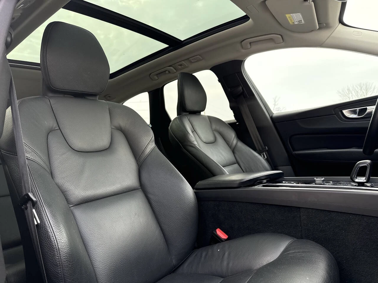 Volvo XC60 B5 Plus Dark Theme | Mobile.bg � ����������� 16