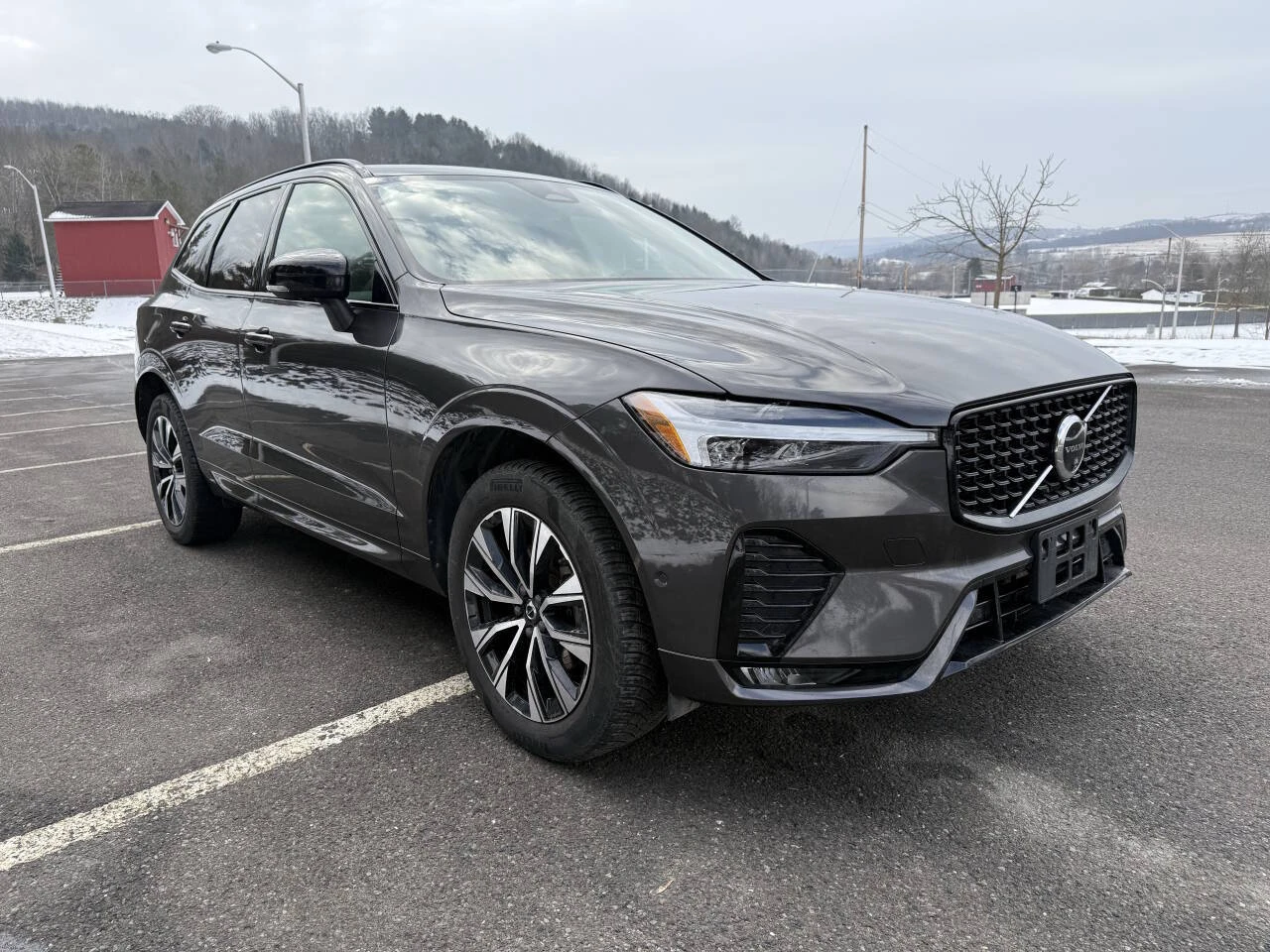 Volvo XC60 B5 Plus Dark Theme - изображение 3