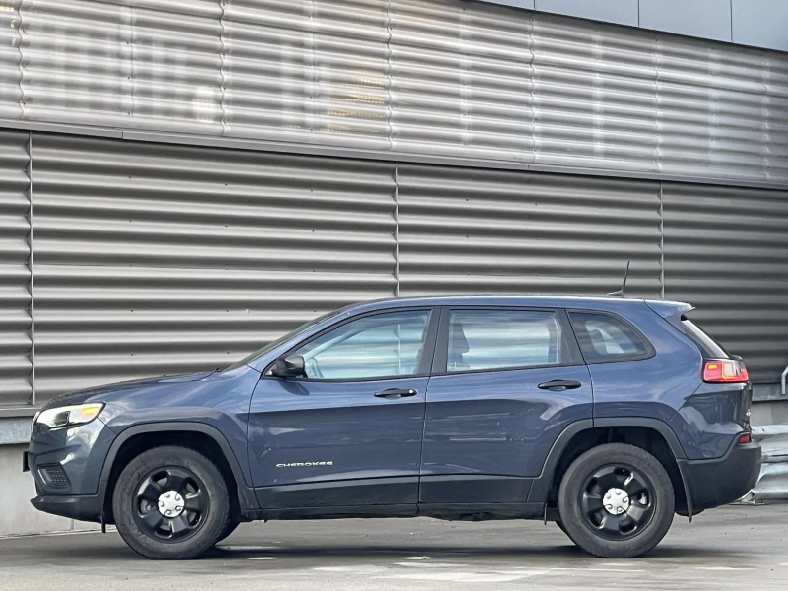 Jeep Cherokee БАРТЕР/ЛИЗИНГ - изображение 3