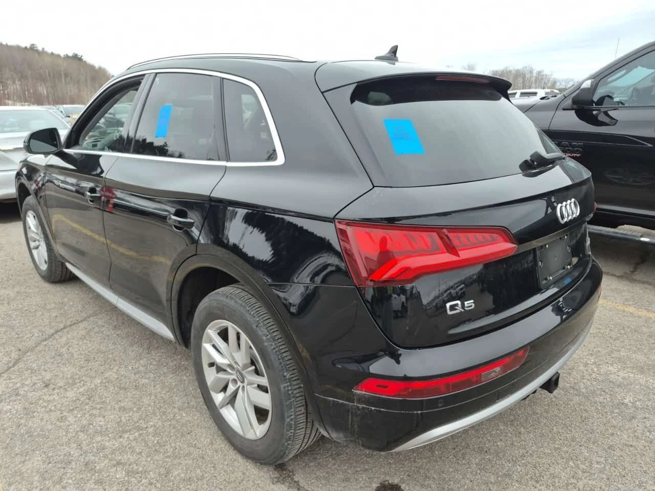Audi Q5 KOMFORT | PANO | KEYLESS | ПОДГРЕВ | CARFAX, снимка 4 - Автомобили и джипове - 53819913