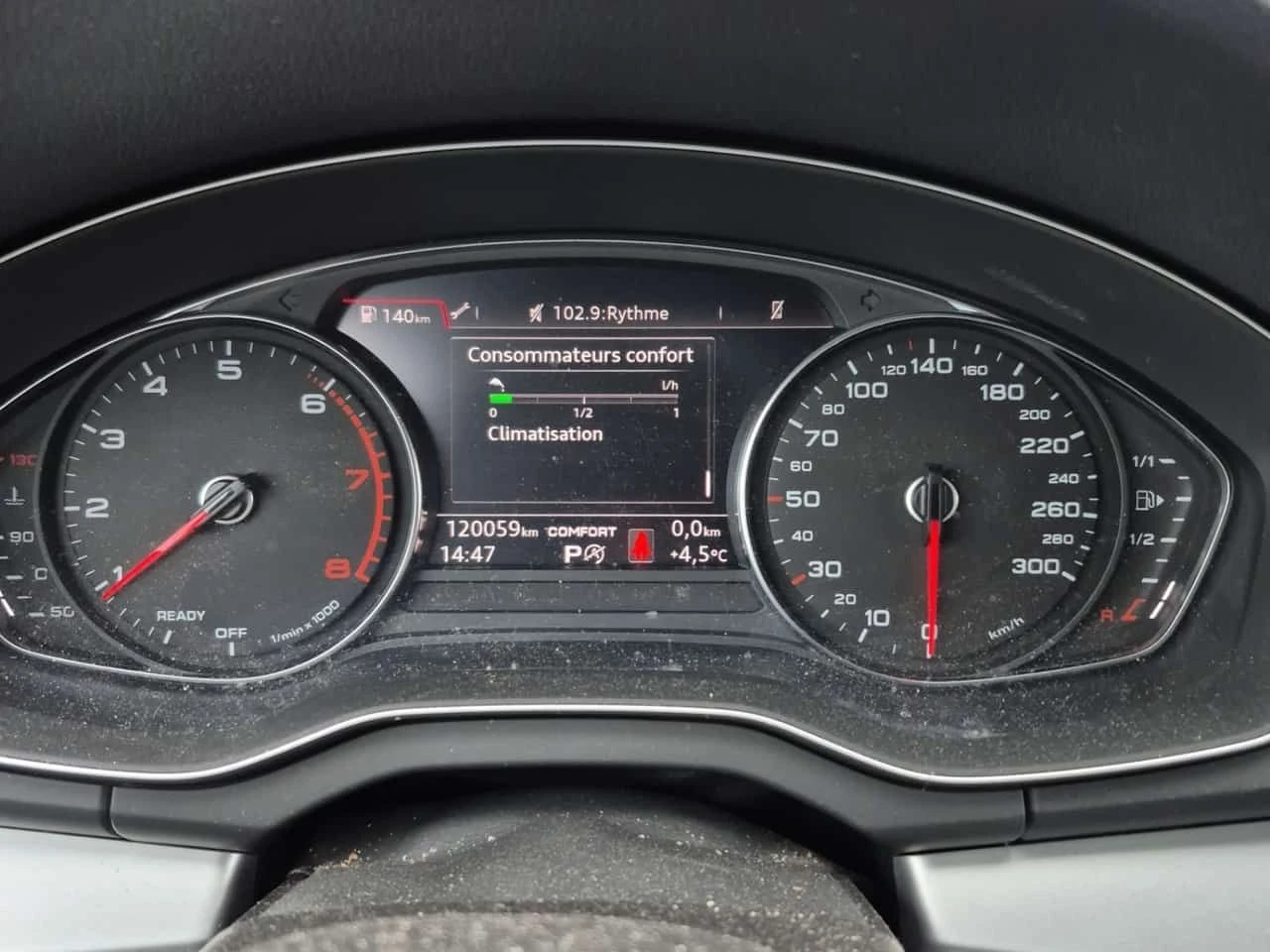 Audi Q5 KOMFORT | PANO | KEYLESS | ПОДГРЕВ | CARFAX, снимка 9 - Автомобили и джипове - 53819913