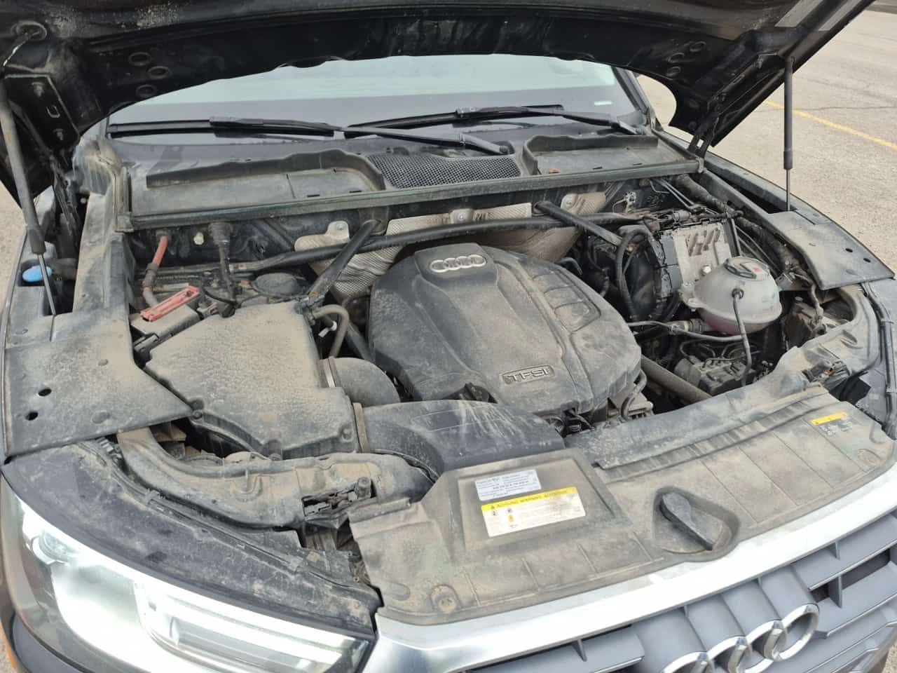 Audi Q5 KOMFORT | PANO | KEYLESS | ПОДГРЕВ | CARFAX, снимка 17 - Автомобили и джипове - 53819913