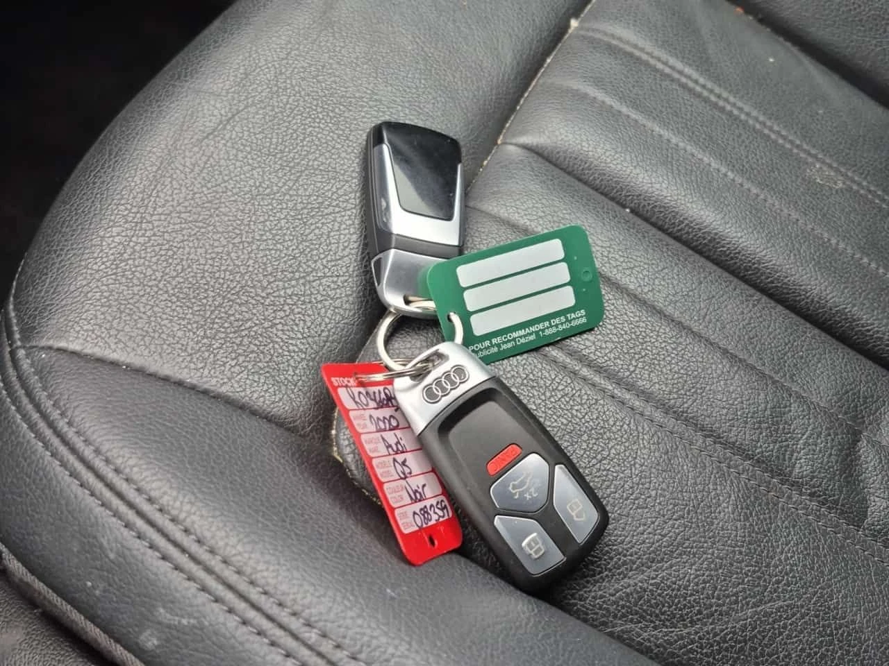 Audi Q5 KOMFORT | PANO | KEYLESS | ПОДГРЕВ | CARFAX, снимка 8 - Автомобили и джипове - 53819913