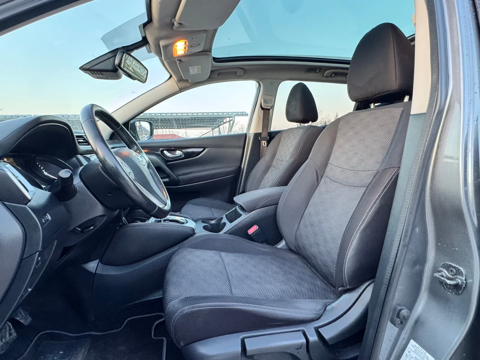 Nissan Qashqai 1.6DCI АВТОМАТ ПАНОРАМА, снимка 7 - Автомобили и джипове - 53841035