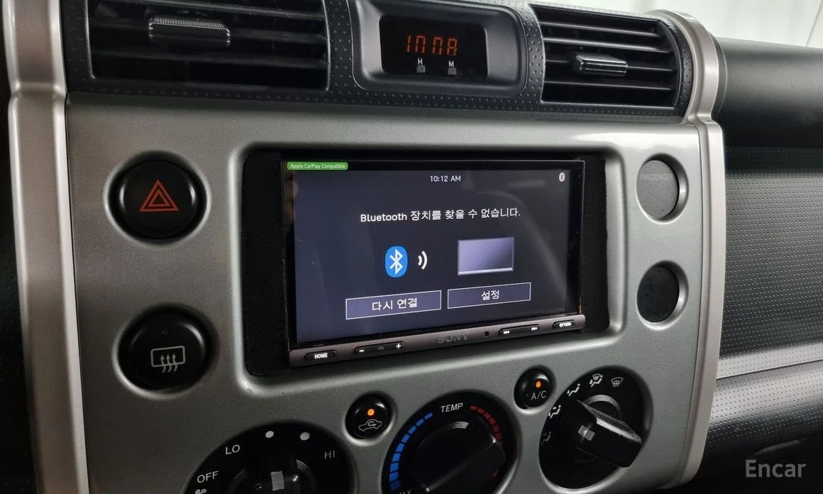 Toyota Fj cruiser 4WD V6* КАМЕРА* ПОДГРЕВ* BLUETOOTH, снимка 15 - Автомобили и джипове - 54072600