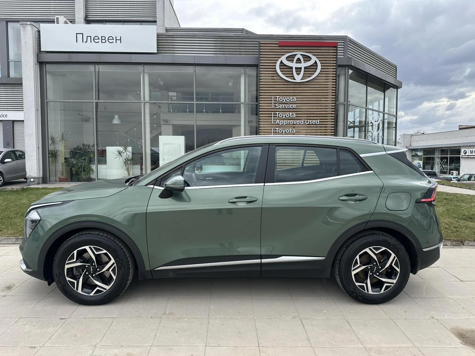 Kia Sportage 1.6 T-DGi, снимка 4 - Автомобили и джипове - 54564652
