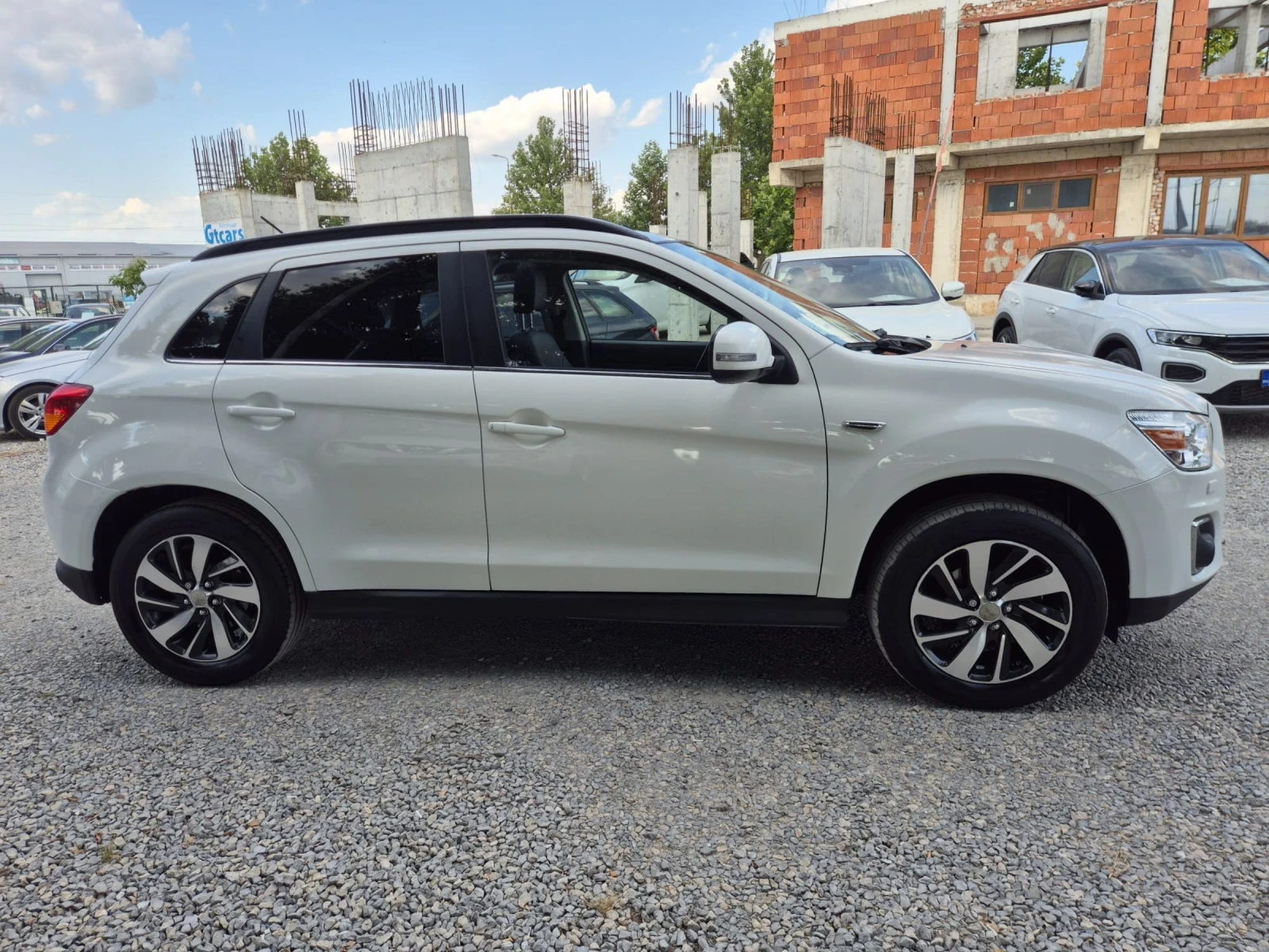 Mitsubishi ASX 2.2DiD+ Avtomat-4x4, снимка 5 - Автомобили и джипове - 55000121