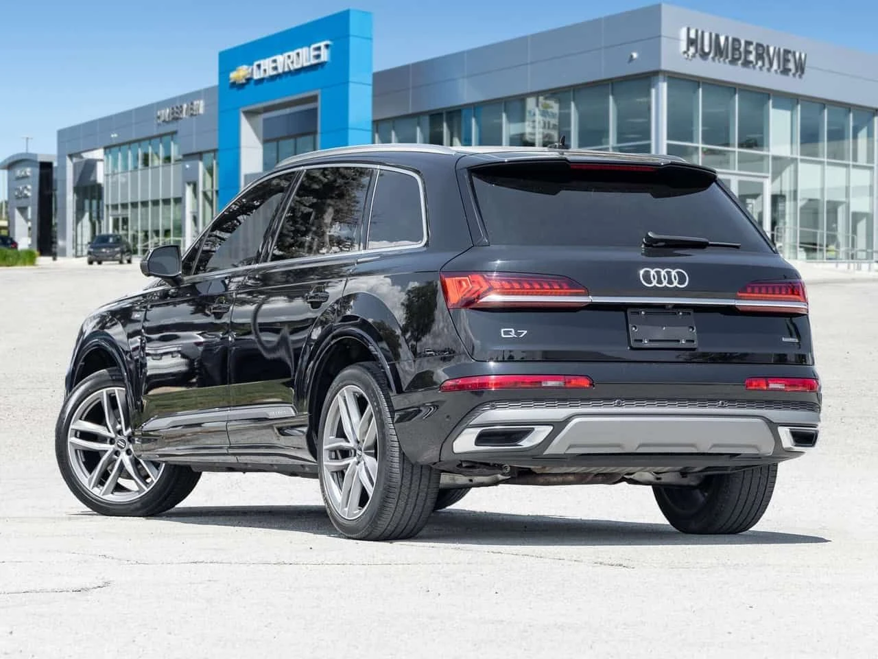Audi Q7 * 55 Progressiv Panoroof | Vented Seats | Nav | Me, снимка 4 - Автомобили и джипове - 55309136