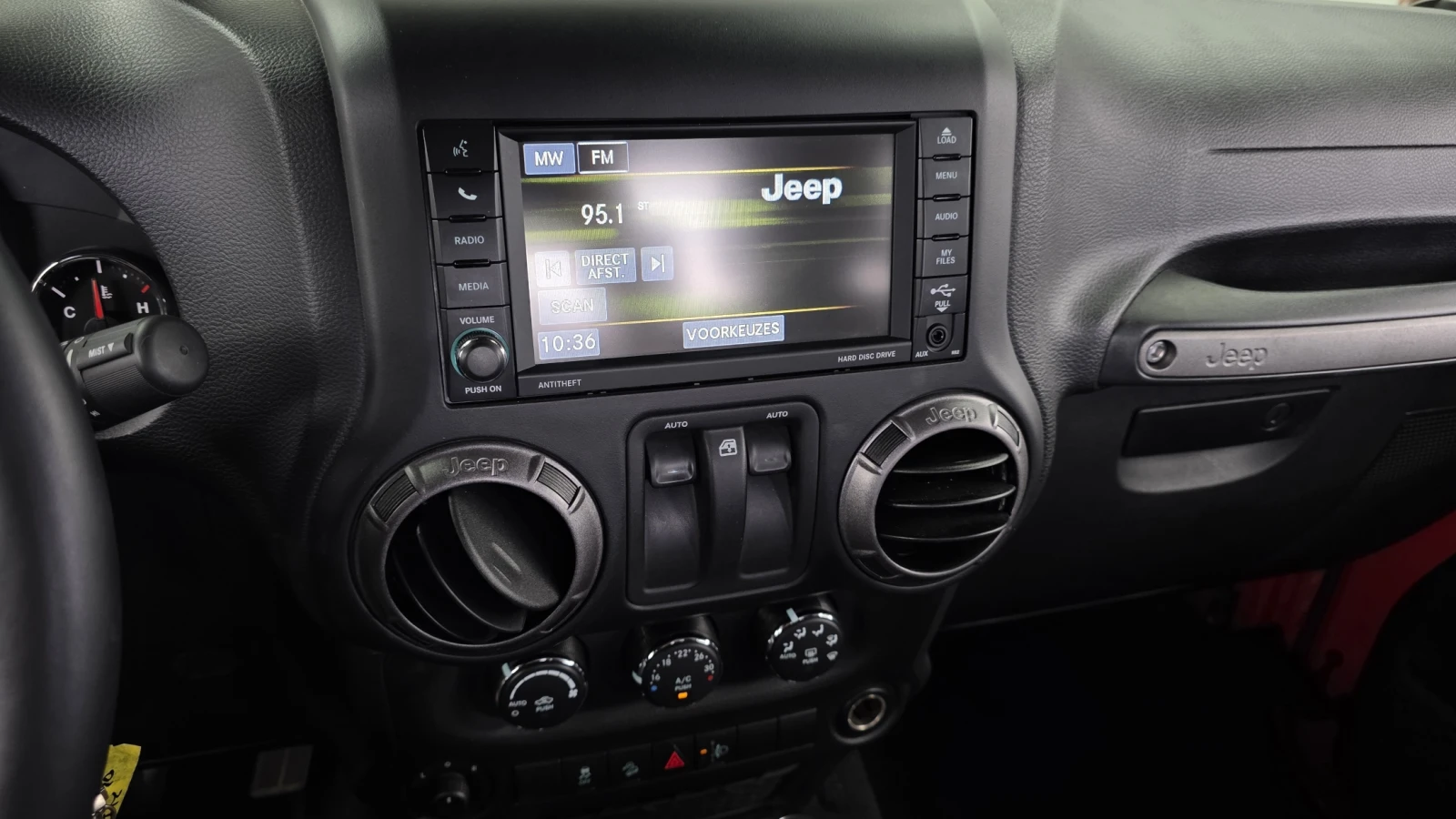 Jeep Wrangler 3.6* ������ ���� | Mobile.bg � ����������� 13
