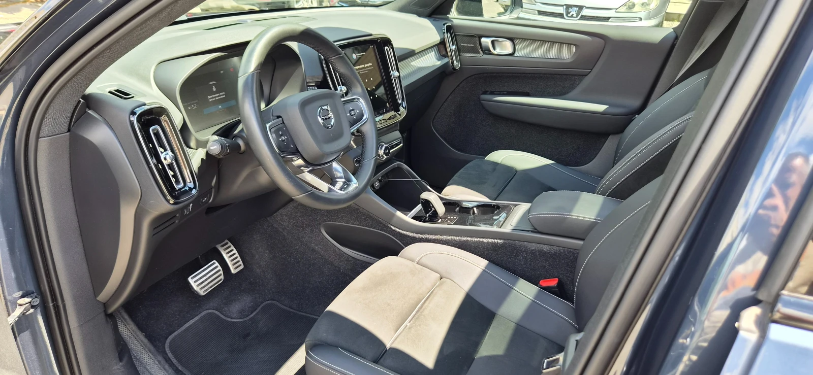 Volvo XC40 Recharge 69kw Pure Electric Single Motor Plus, снимка 11 - Автомобили и джипове - 55430370