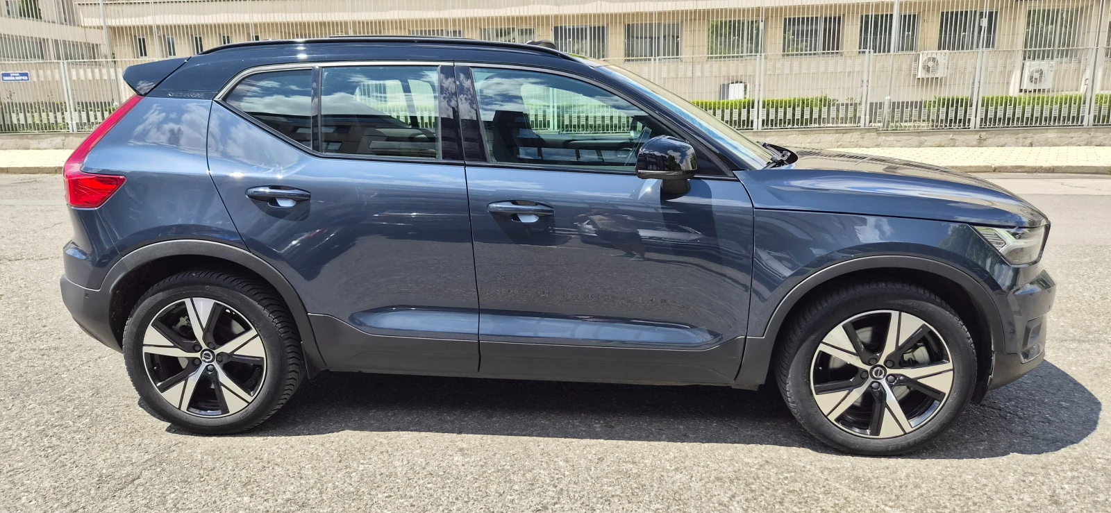 Volvo XC40 Recharge 69kw Pure Electric Single Motor Plus, снимка 5 - Автомобили и джипове - 55430370