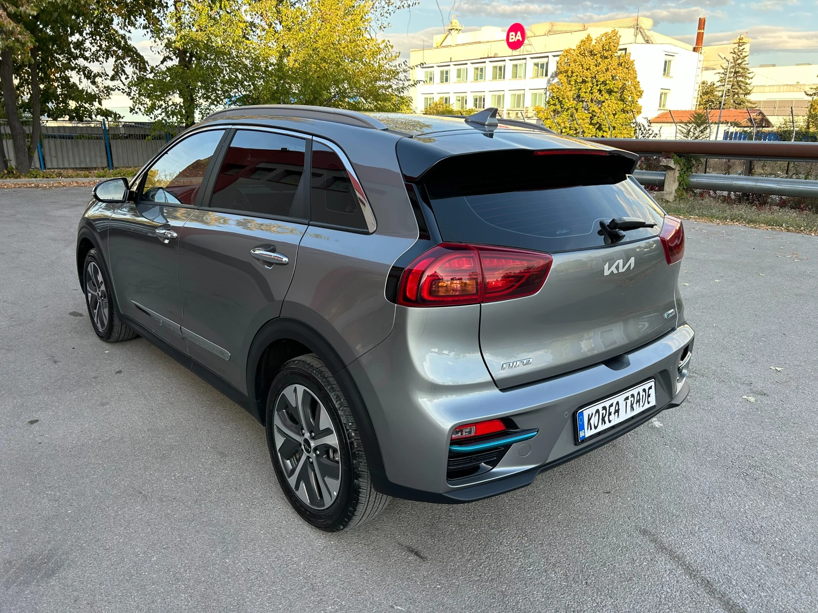 Kia Niro 64 kW, снимка 6 - Автомобили и джипове - 56425207