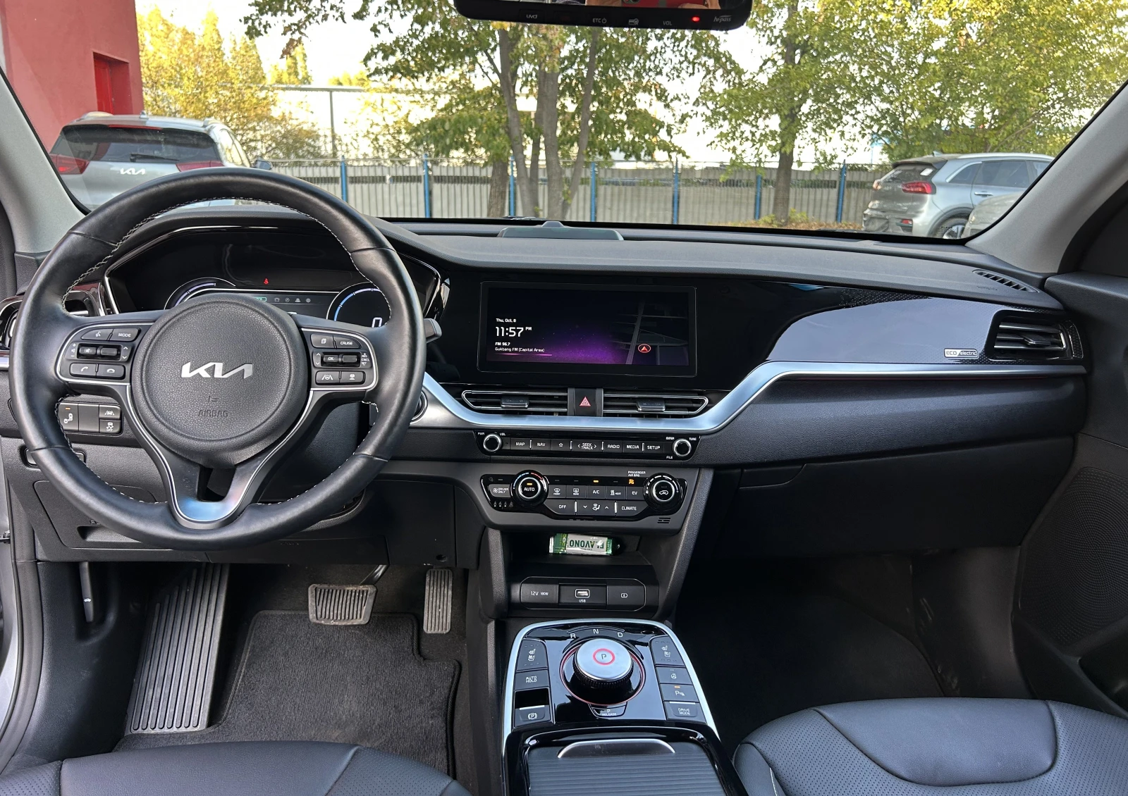 Kia Niro 64 kW, снимка 10 - Автомобили и джипове - 56425207