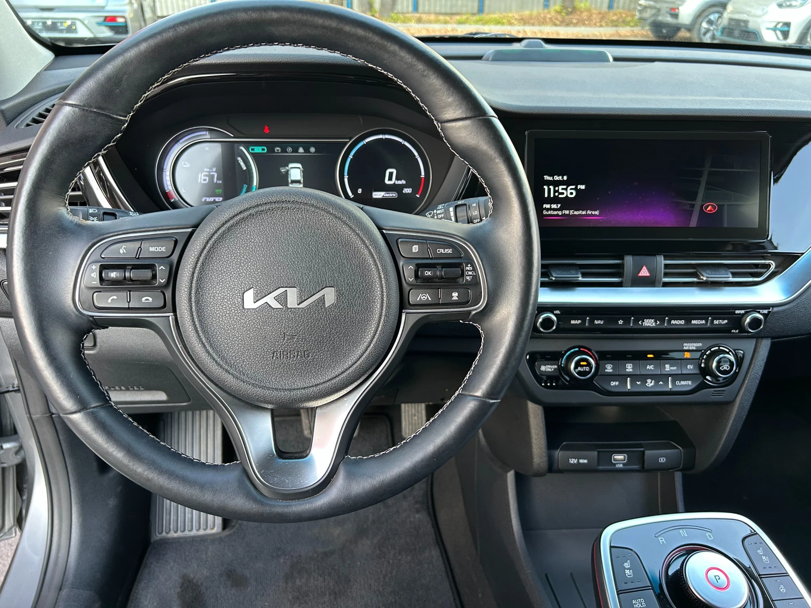 Kia Niro 64 kW, снимка 9 - Автомобили и джипове - 56425207
