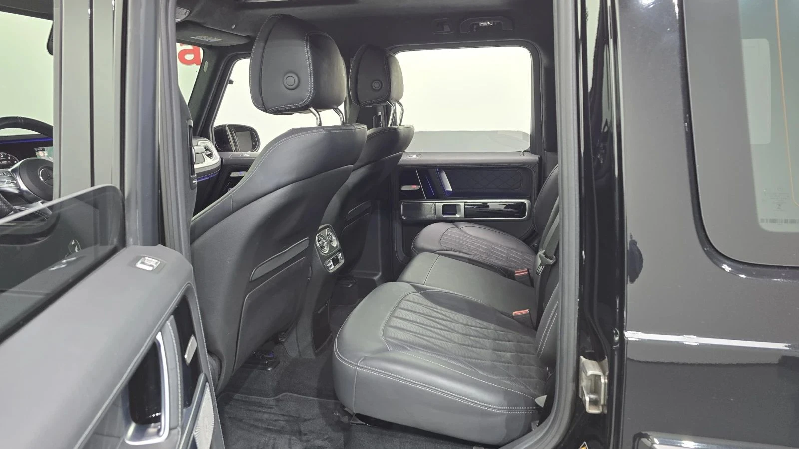 Mercedes-Benz G 63 AMG, снимка 11 - Автомобили и джипове - 56688028