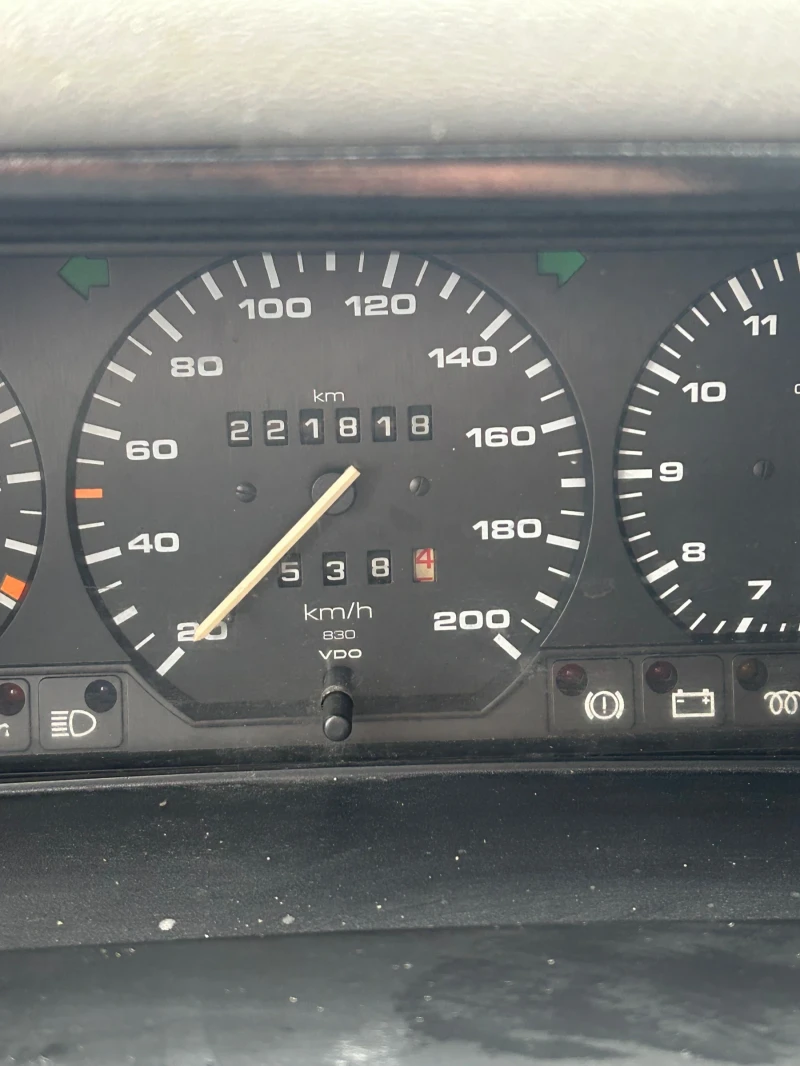 VW Transporter, снимка 12 - Бусове и автобуси - 52891604